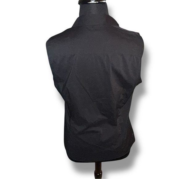 FOXCROFT Taylor Non-Iron Sleeveless Collar Button Down Shirt - Black 16 - Picture 4 of 16